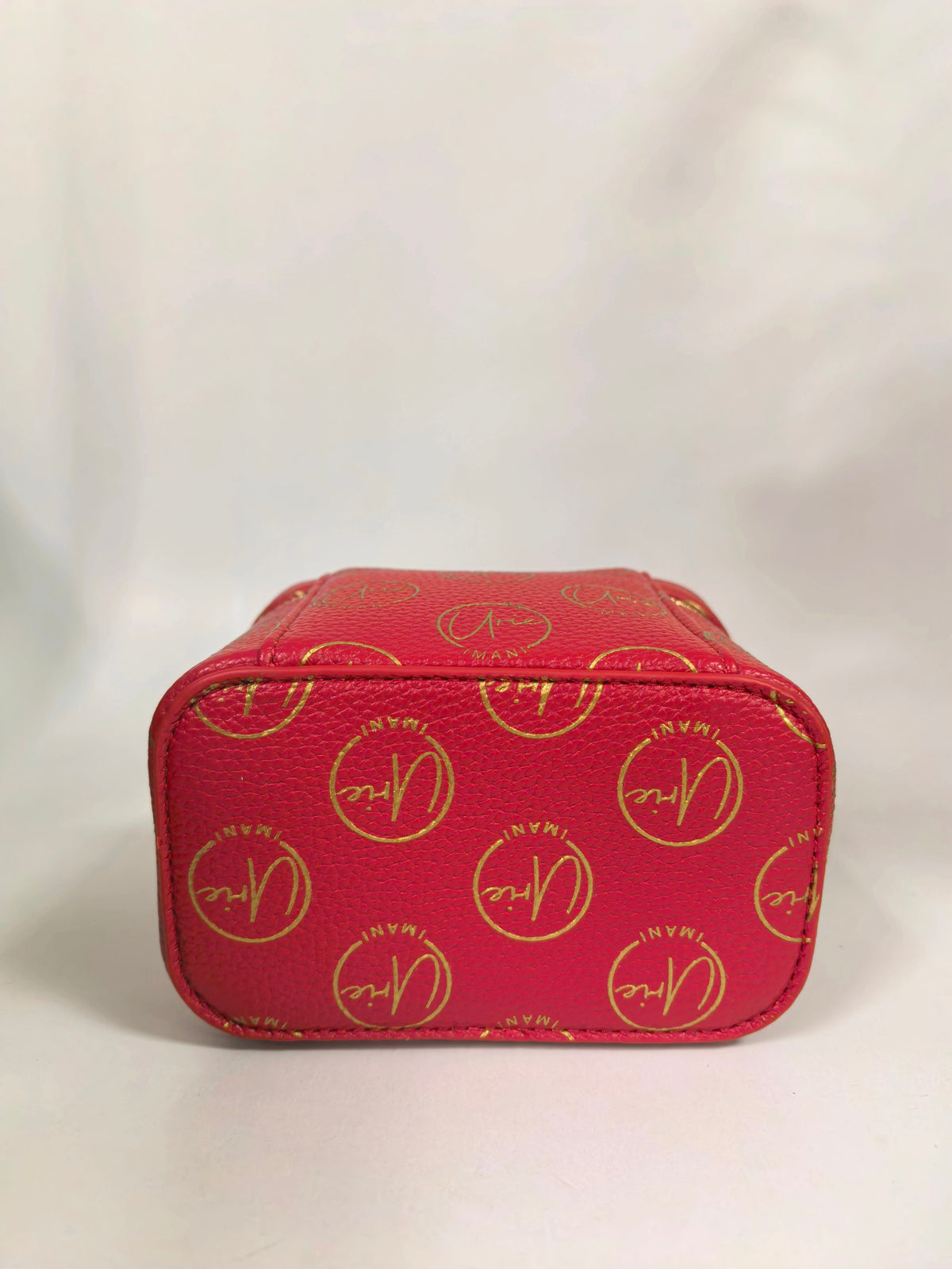 Braveheart Signature Vanity Bag